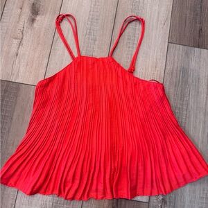 DO + BE crop top. NWT
